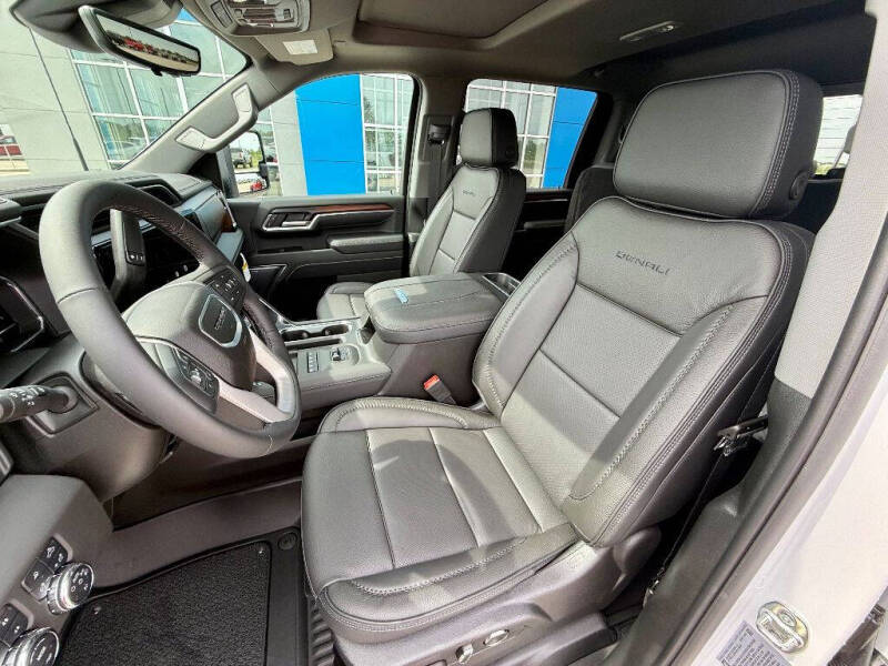 2025 GMC Sierra 3500HD