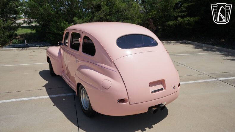 1947 Ford Customline