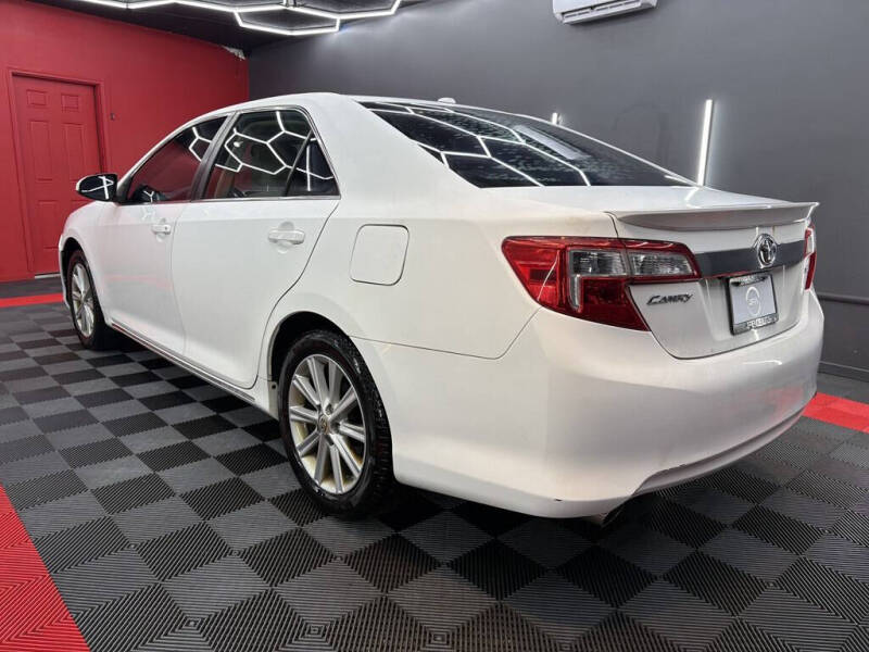2012 Toyota Camry XLE V6