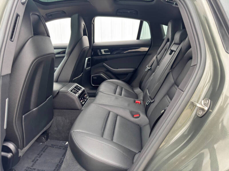 2022 Porsche Panamera