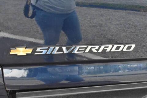 2005 Chevrolet Silverado 2500HD LS