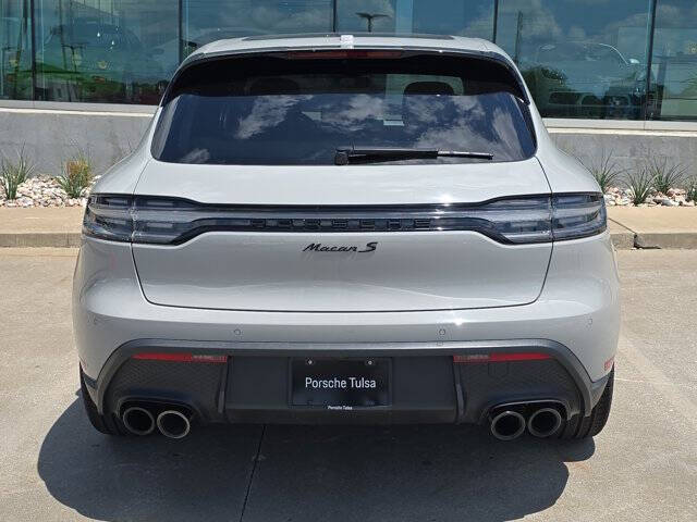 2023 Porsche Macan S