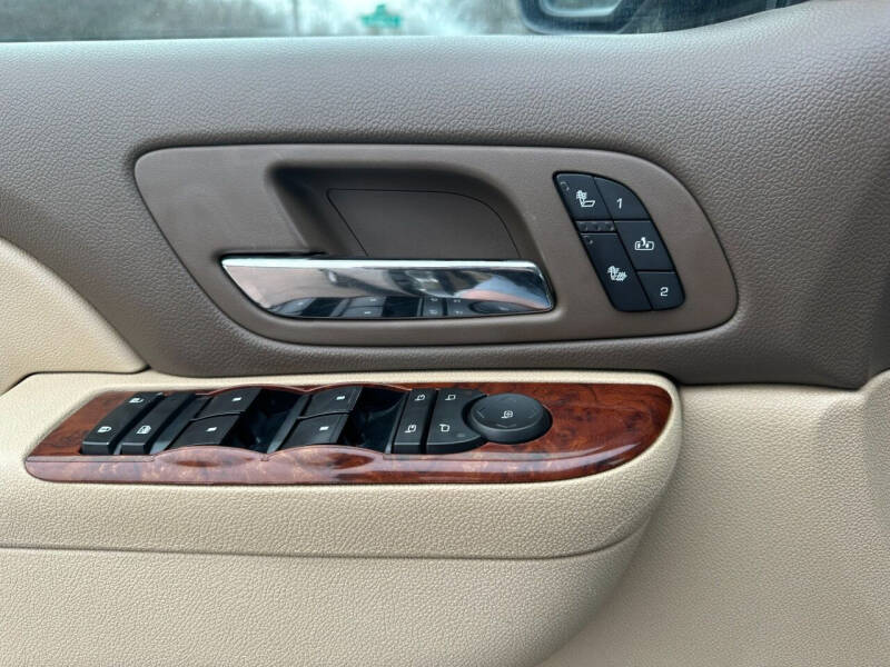 2010 GMC Yukon XL SLT