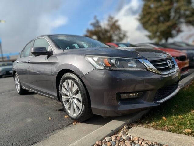 2014 Honda Accord for sale at Axio Auto Boise in Boise, ID