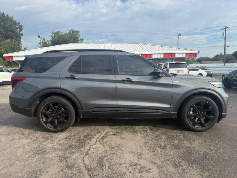 2023 Ford Explorer ST-Line
