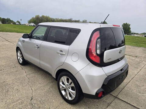 2016 Kia Soul +