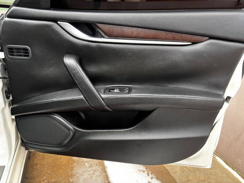 2014 Maserati Ghibli