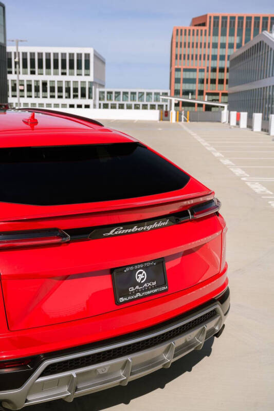 2019 Lamborghini Urus