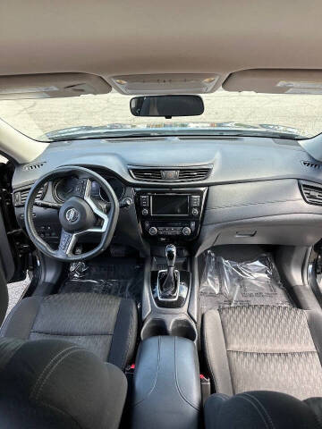 2018 Nissan Rogue SV