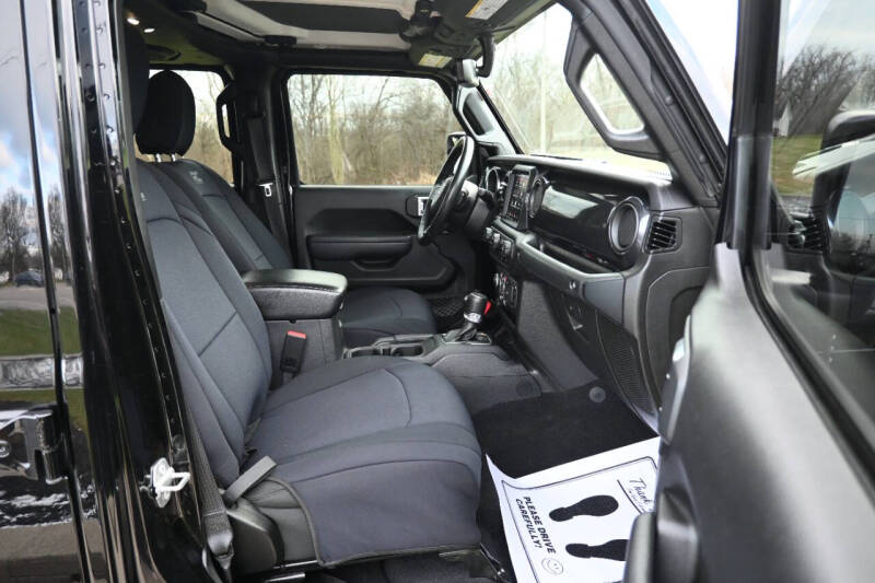 2022 Jeep Gladiator Altitude