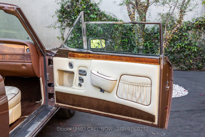 1976 Rolls-Royce Corniche