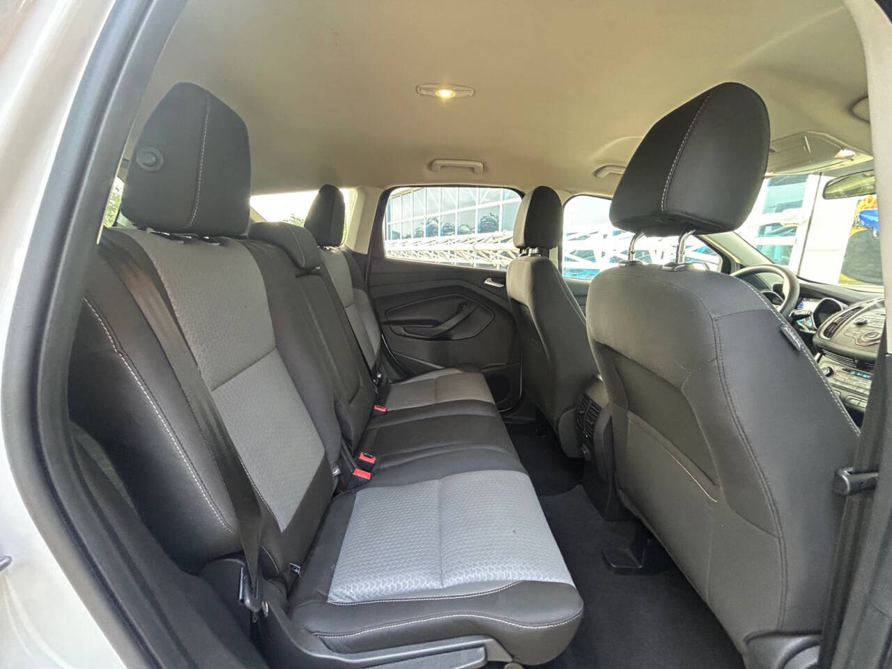 2017 Ford Escape 33