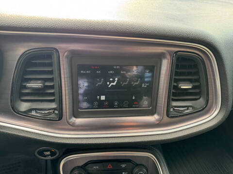 2018 Dodge Challenger SXT