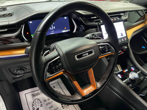 2022 Jeep Grand Cherokee Summit Reserve