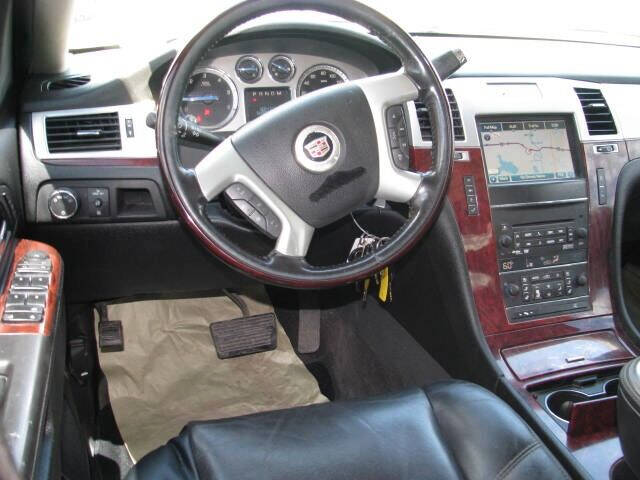 2011 Cadillac Escalade EXT Premium