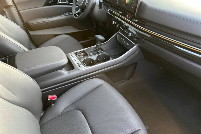 2025 Kia Carnival SX Prestige