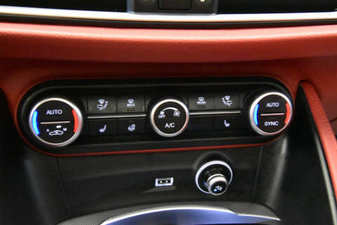 2021 Alfa Romeo Stelvio Ti