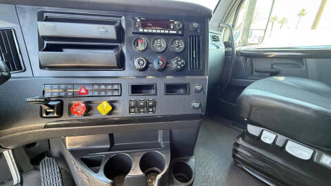 2023 Freightliner Cascadia