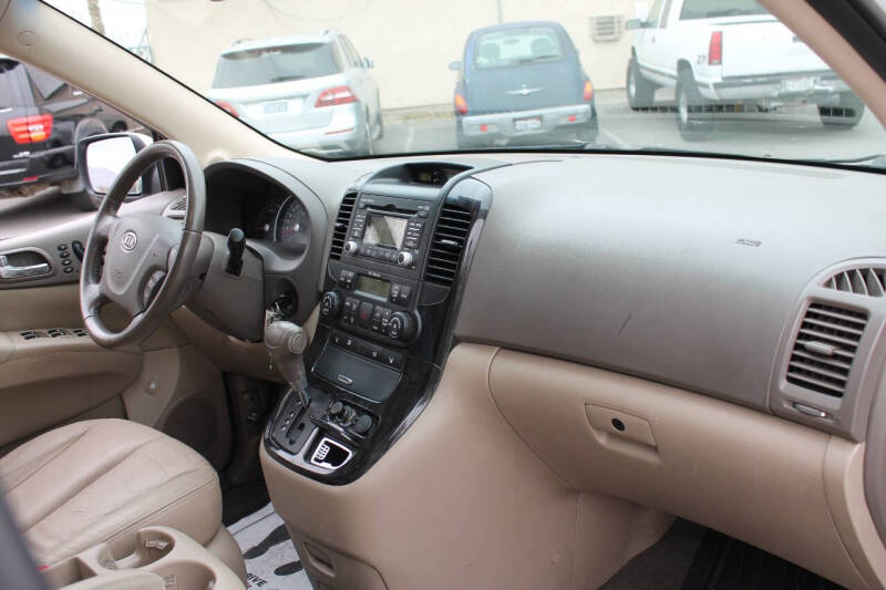 2012 Kia Sedona EX