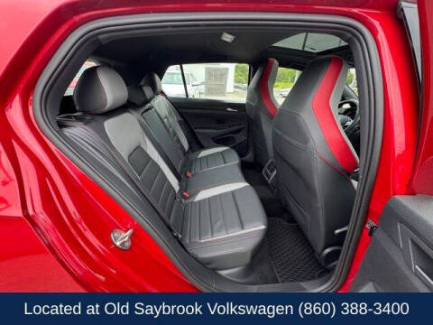 2024 Volkswagen Golf GTI SE