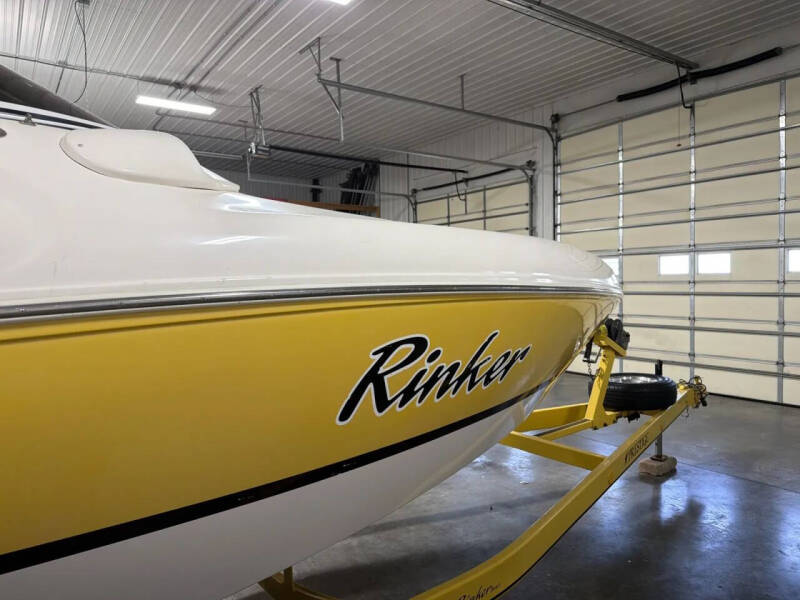 2003 Rinker 262 SS Captiva