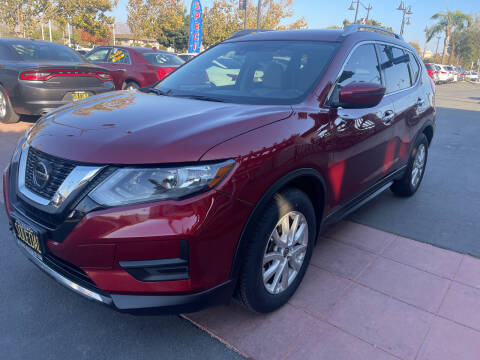 2019 Nissan Rogue for sale at Soledad Auto Sales in Soledad CA