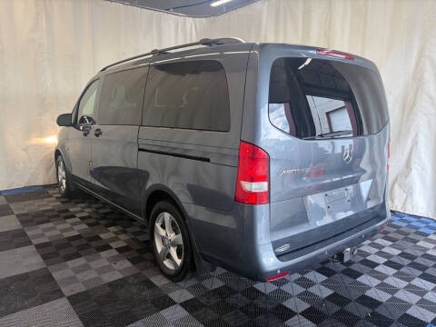 2016 Mercedes-Benz Metris Passenger