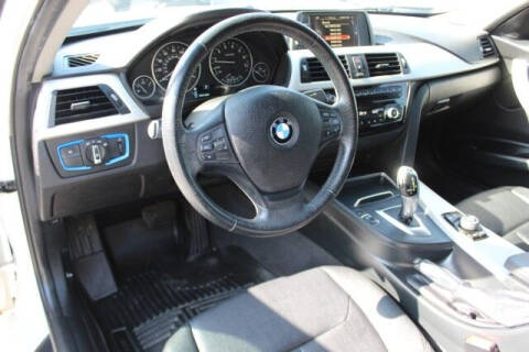 2017 BMW 3 Series 320i