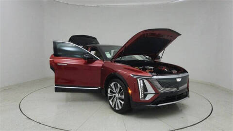 2025 Cadillac LYRIQ Luxury 3