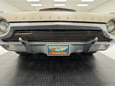 1964 Ford Thunderbird