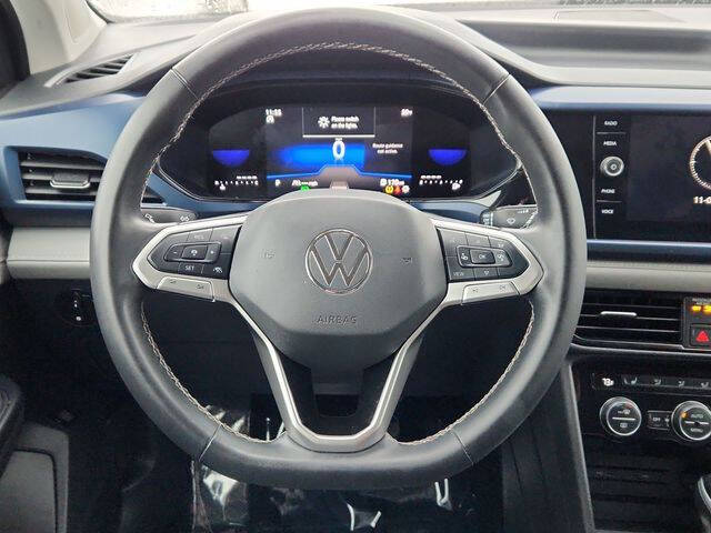 2024 Volkswagen Taos SE