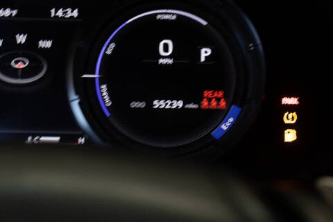 2022 Lexus ES 300h F SPORT