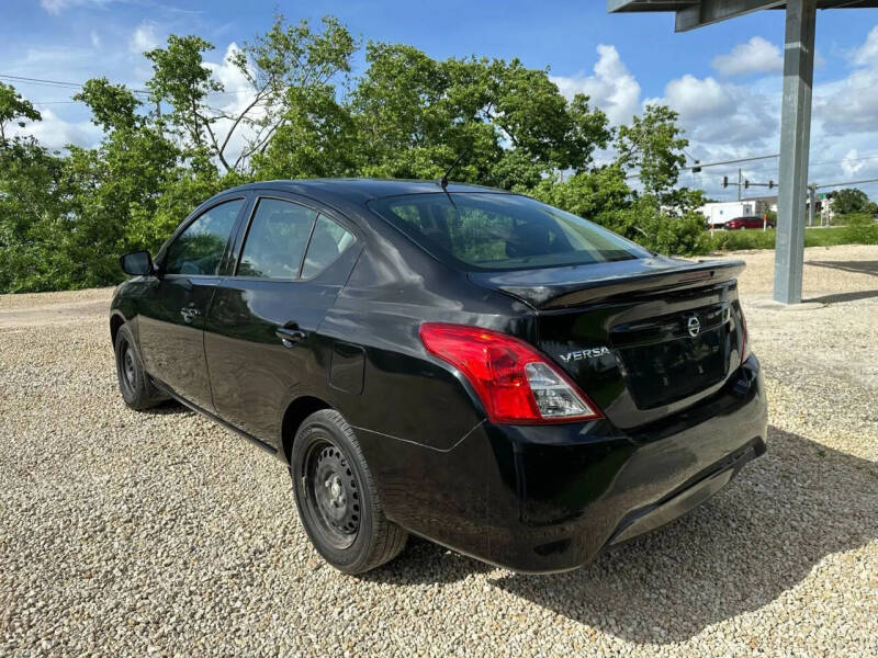 2017 Nissan Versa 1.6 S