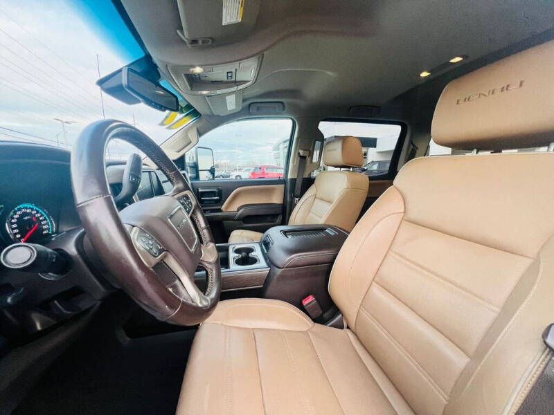 2017 GMC Sierra 2500HD Denali