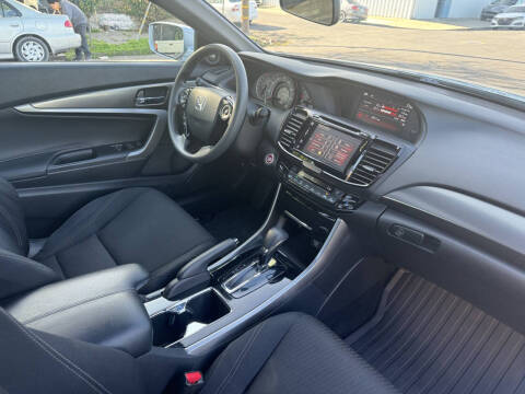 2017 Honda Accord EX