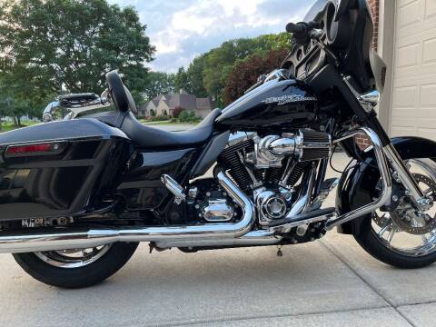 2014 Harley-Davidson Street Glide for sale at Corner Choice Motors in West Allis WI