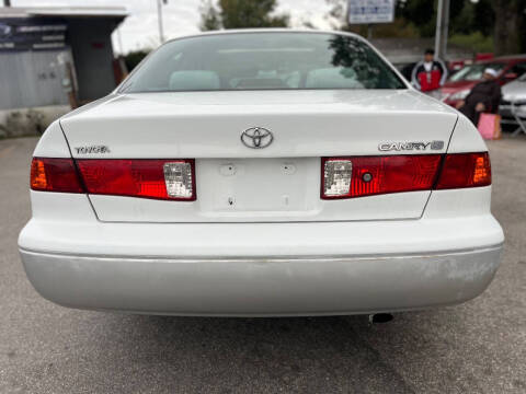 2001 Toyota Camry LE