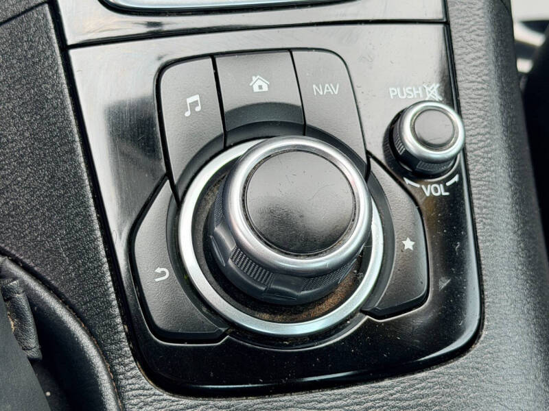 2015 Mazda MAZDA3 s Grand Touring
