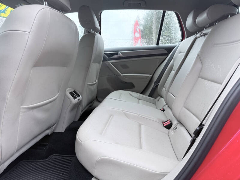 2015 Volkswagen Golf TSI S