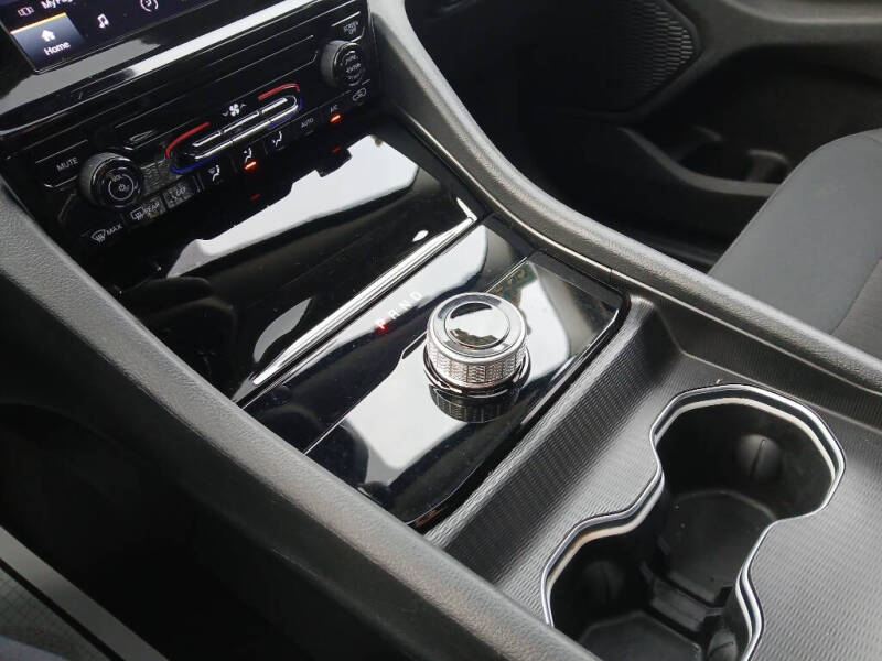 2023 Jeep Grand Cherokee Laredo X