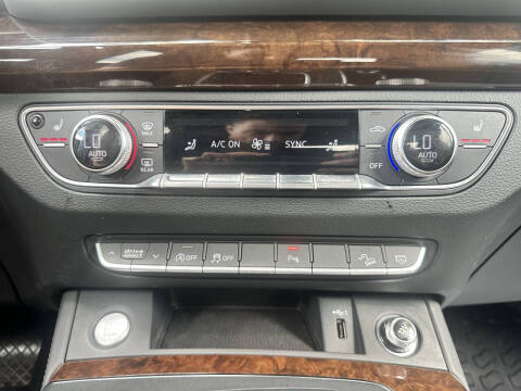 2020 Audi Q5 quattro Premium Plus 45 TFSI