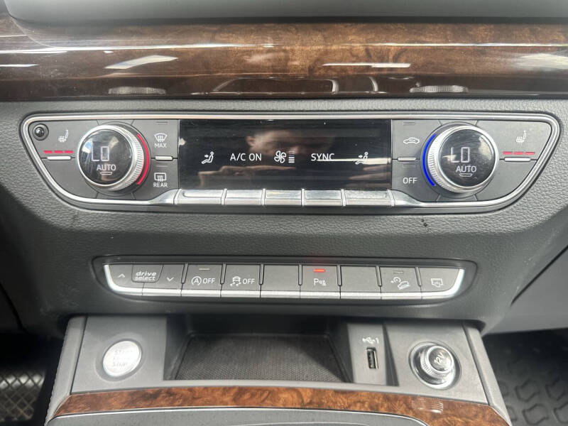 2020 Audi Q5 quattro Premium Plus 45 TFSI