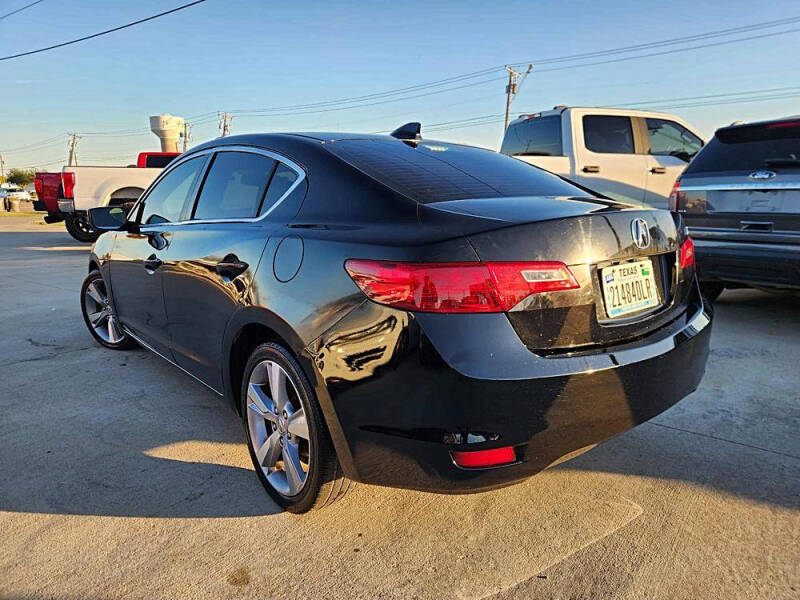 2013 Acura ILX 2.0L w/Premium