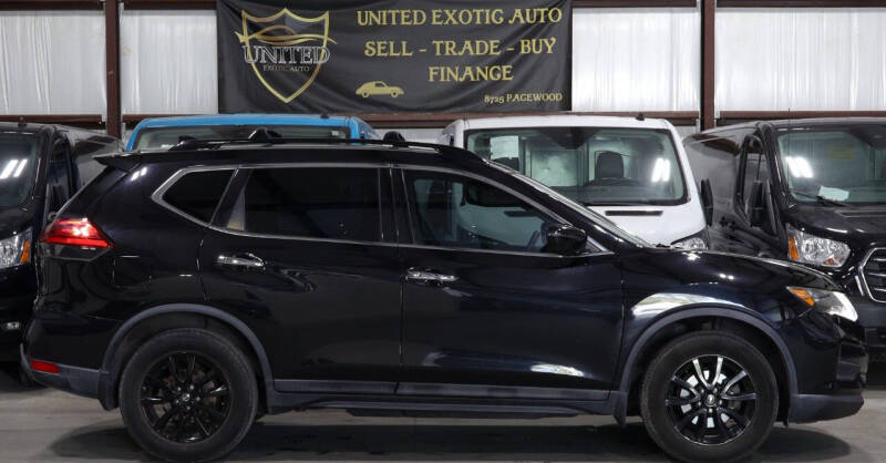 2017 Nissan Rogue SV