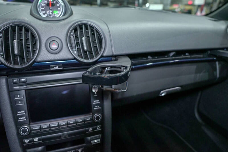 2012 Porsche Cayman R