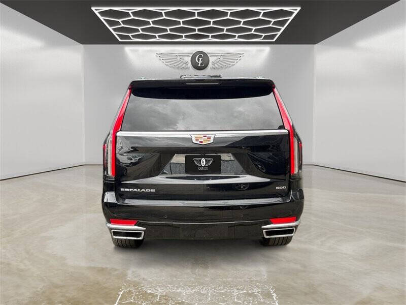 2024 Cadillac Escalade Luxury
