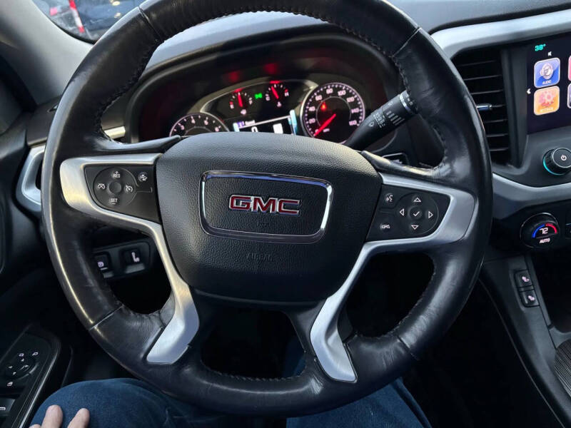 2017 GMC Acadia SLT-2