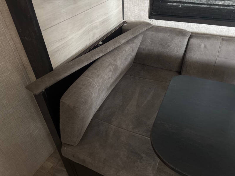 2022 Jayco  JAY FLIGHT