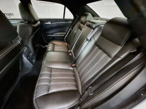 2023 Chrysler 300 S V6