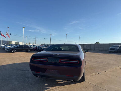 2020 Dodge Challenger SXT